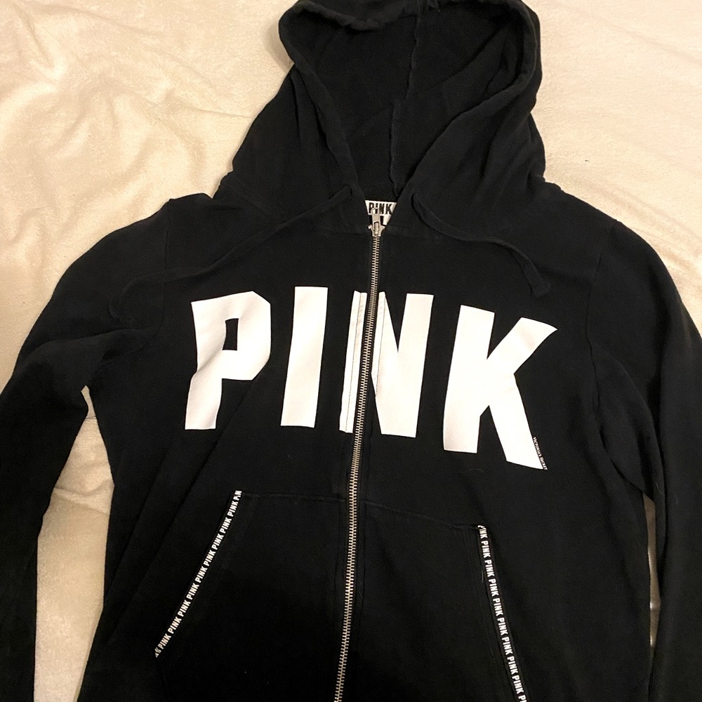 Victoria’s secret pink, zip up hoodie (Large)